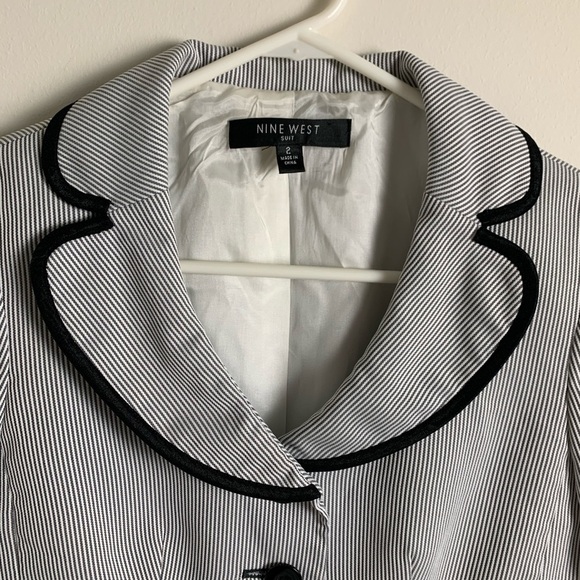 Nine West blazer gray pinstripe size 2 - Picture 3 of 8